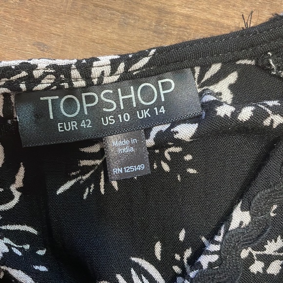TOPSHOP Black and White Floral Cutout Mini Dress - Picture 9 of 9